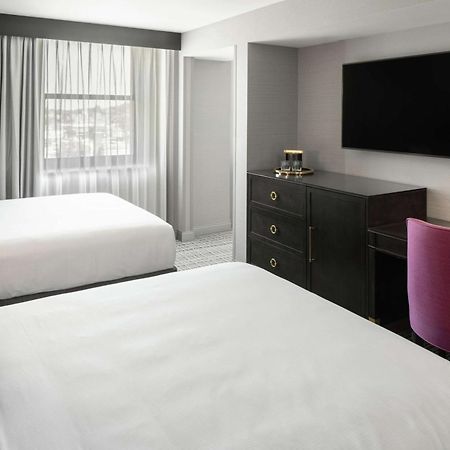 The Axis Moline Hotel, Tapestry Collection By Hilton Bagian luar foto