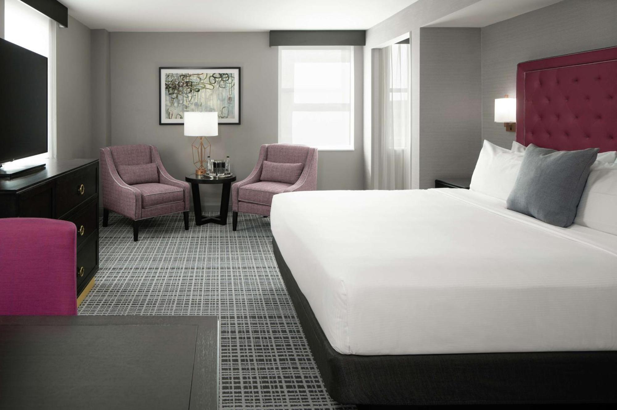 The Axis Moline Hotel, Tapestry Collection By Hilton Bagian luar foto
